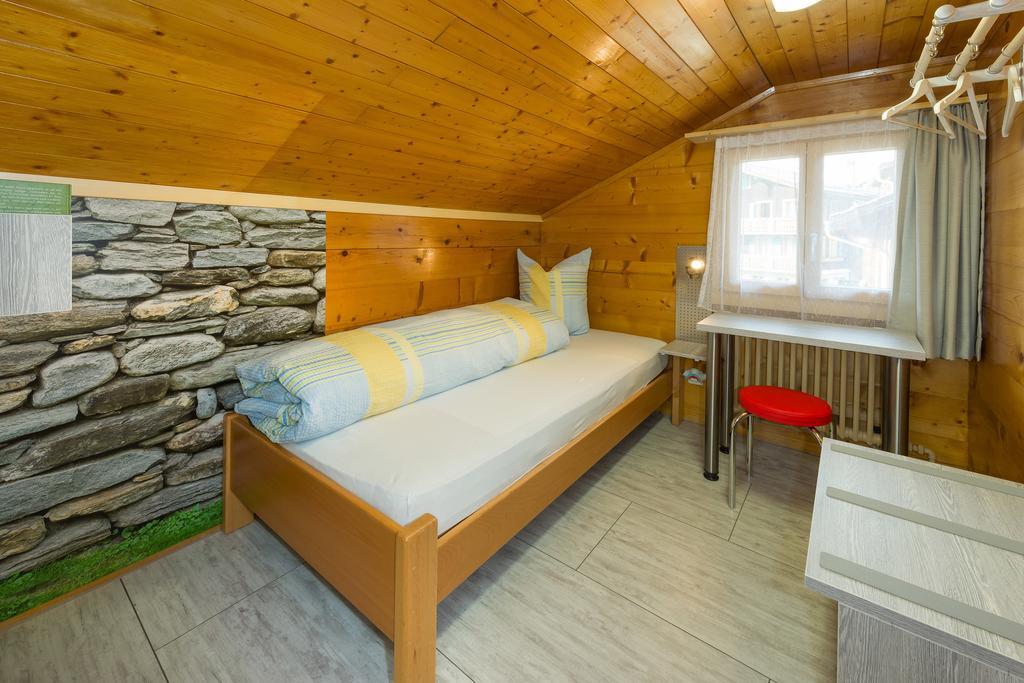 apartment EFEU mit stil&tradition Grächen Chambre photo